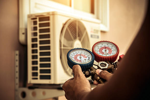 Professional Hvac technician working in Plymouth, PA